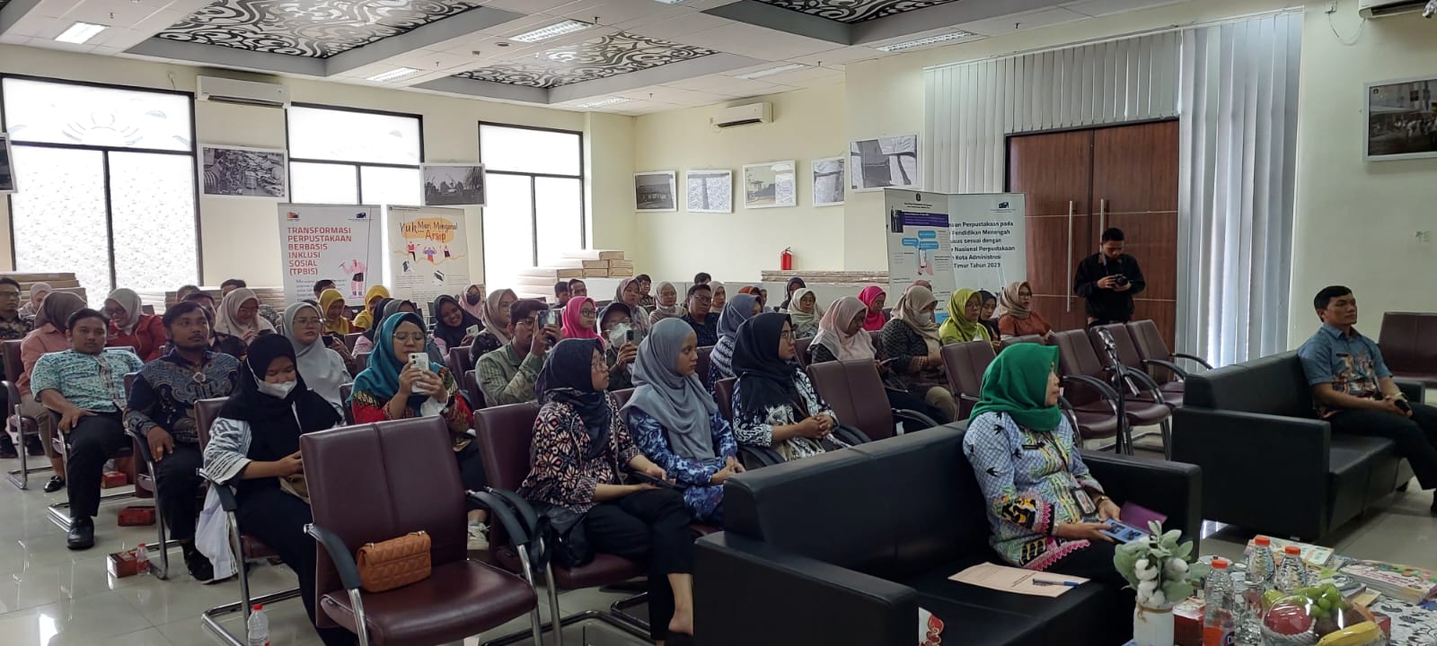 Workshop LiterAsyik : Literasi Inklusi Sosial Bagi Pengelola Perpustakaan RPTRA Kota Administrasi Jakarta Timur